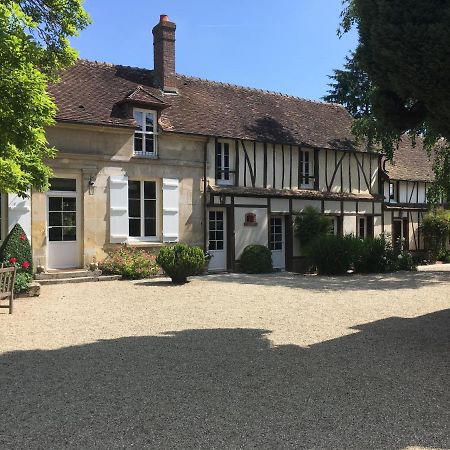 Bed and Breakfast Le Puits D'Angle Thibivillers Esterno foto