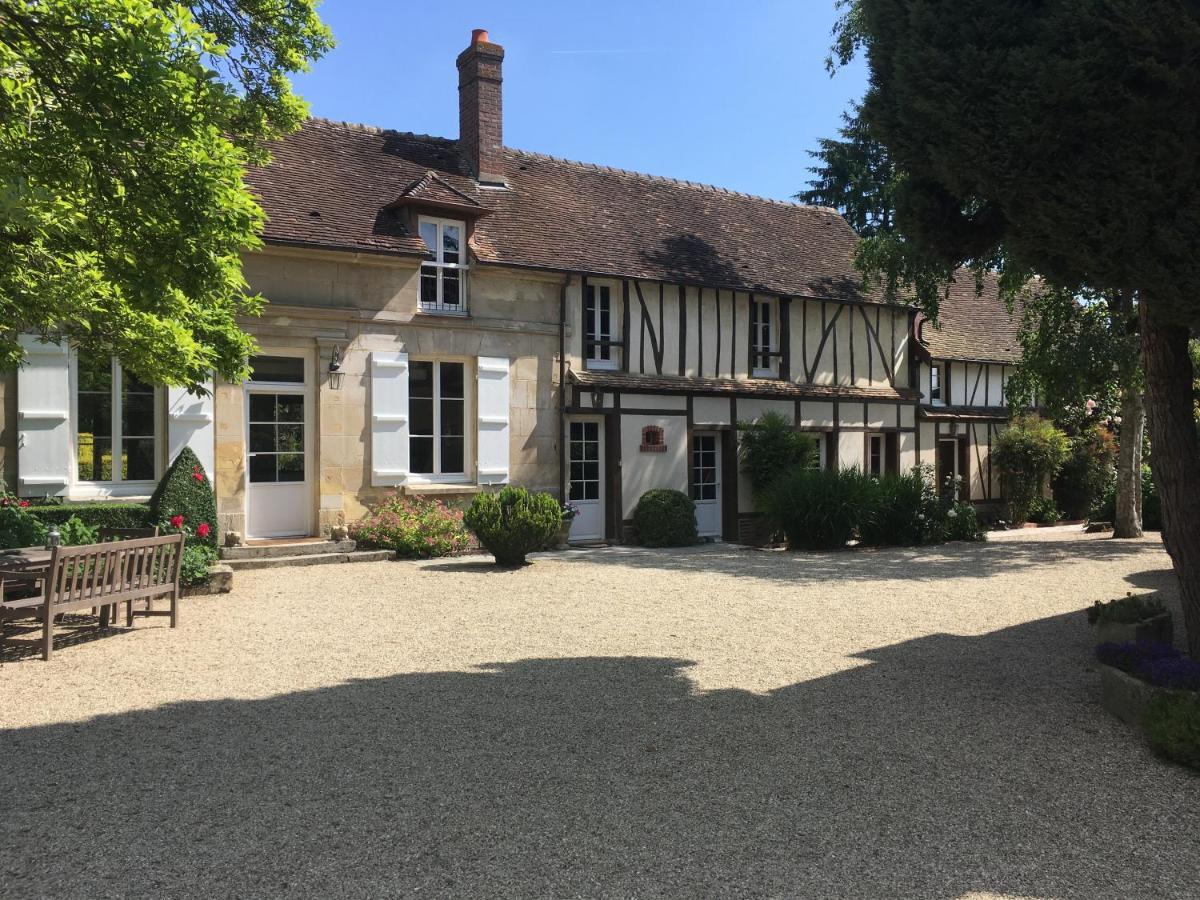 Bed and Breakfast Le Puits D'Angle Thibivillers Esterno foto