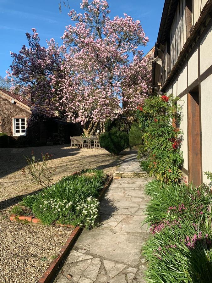Bed and Breakfast Le Puits D'Angle Thibivillers Esterno foto