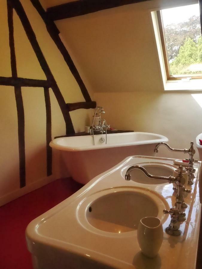 Bed and Breakfast Le Puits D'Angle Thibivillers Esterno foto